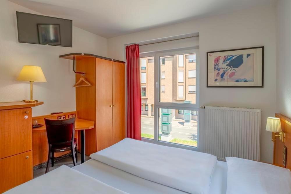 Heilbronner Hotel Am Schoenen Theater Zewnętrze zdjęcie